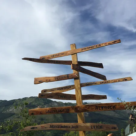 Hostal Abaraxka Disfruta La Vía Del Urola Hasta La Playa - Naturaleza Montañas Y Riqueza Cultural *